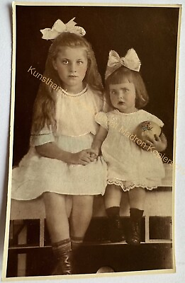 #ad orig. Foto AK Kinder Mädchen um 1920 EUR 13.00