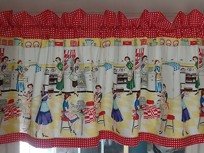 1950#x27;s RETRO Kitchen Valances quot;Home Ecquot; Women Working In Aprons In Kitchen Red $22.99