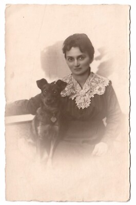 #ad 11464 Foto * Dame mit Hund * um 1915 EUR 4.00