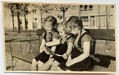 #ad orig. Foto AK Kind Mädchen Wien 1957 Buch lesen EUR 10.00